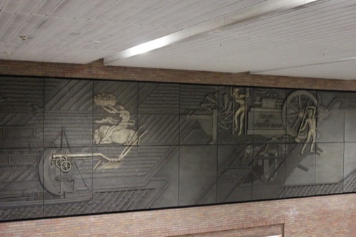 0038：馬車道駅舎 中村順平氏の壁画『横浜開港史』