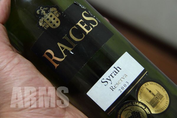 赤ワイン　RAICES Syrah Reserva