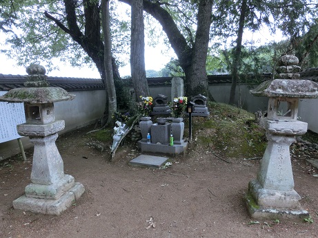 竹中半兵衛墓１